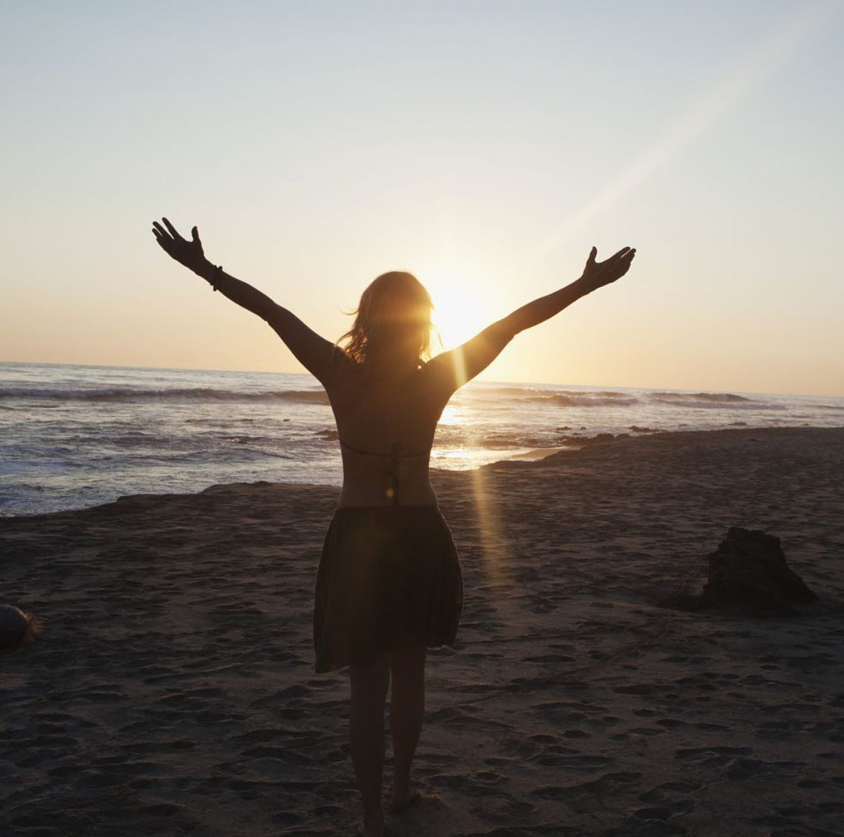 image of mia sunbeam yoga and homeopathy